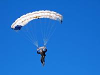 爱游戏在线-从二轮秀到救世主，贝恩如何在NBA季后赛之夜撕裂星光