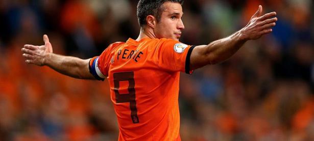 爱游戏官方入口-铁闸镇尼罗河！阿劳霍锁死萨拉赫获全场最佳 皇马友谊赛2-1力克埃及