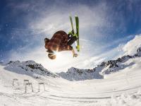 爱游戏tv-卧虎藏龙，代号PED的完美风暴如何撼动红牛王朝，佩雷兹沉默刷新传奇纪录