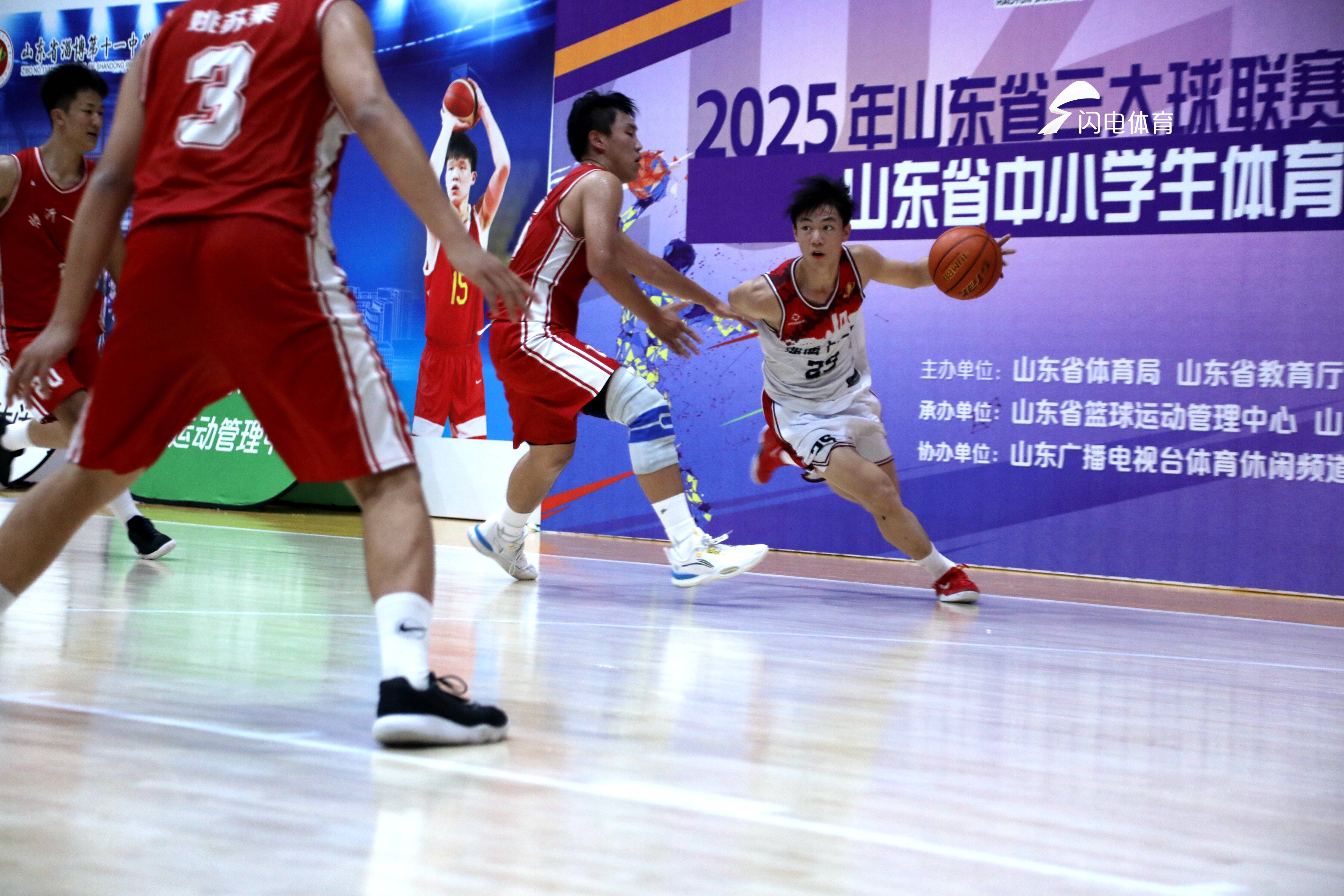 一场备受关注的篮球比赛将在本周末打响 一场备受关注的篮球比赛将在本周末打响