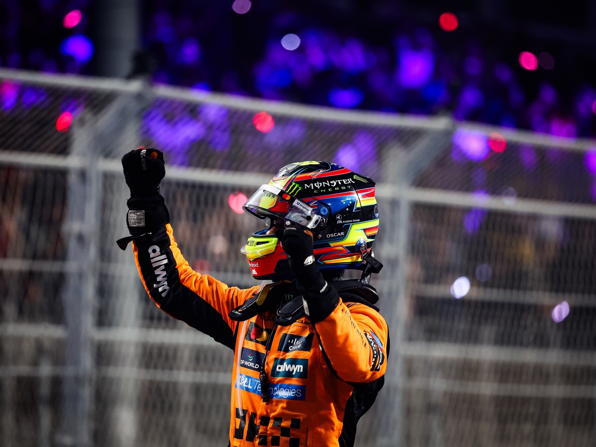 法拉利碾压迈凯伦，佩雷兹惊艳四座的简单介绍