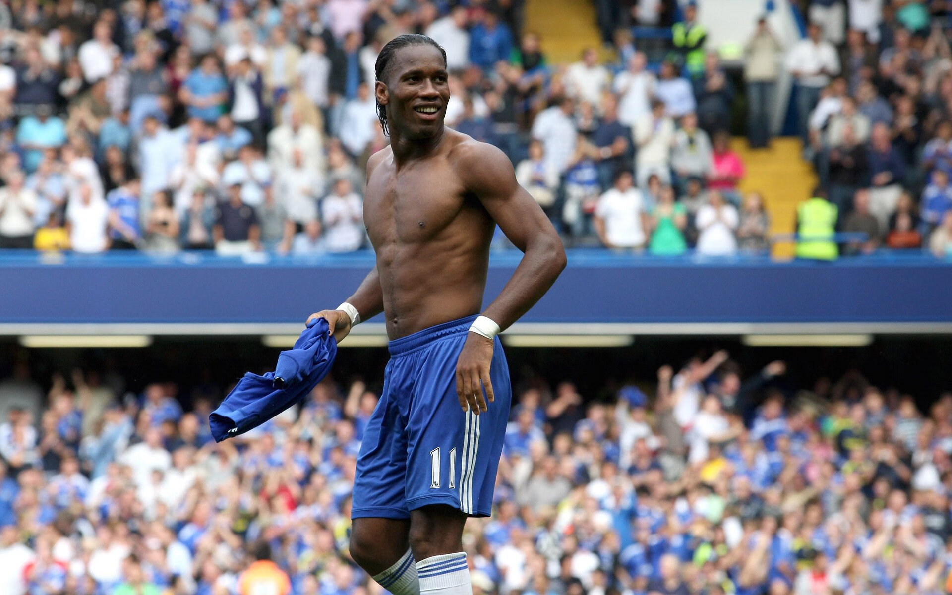 冷雨夜,恩佐一箭穿心,当土耳其铁骑碾碎里昂的骄傲