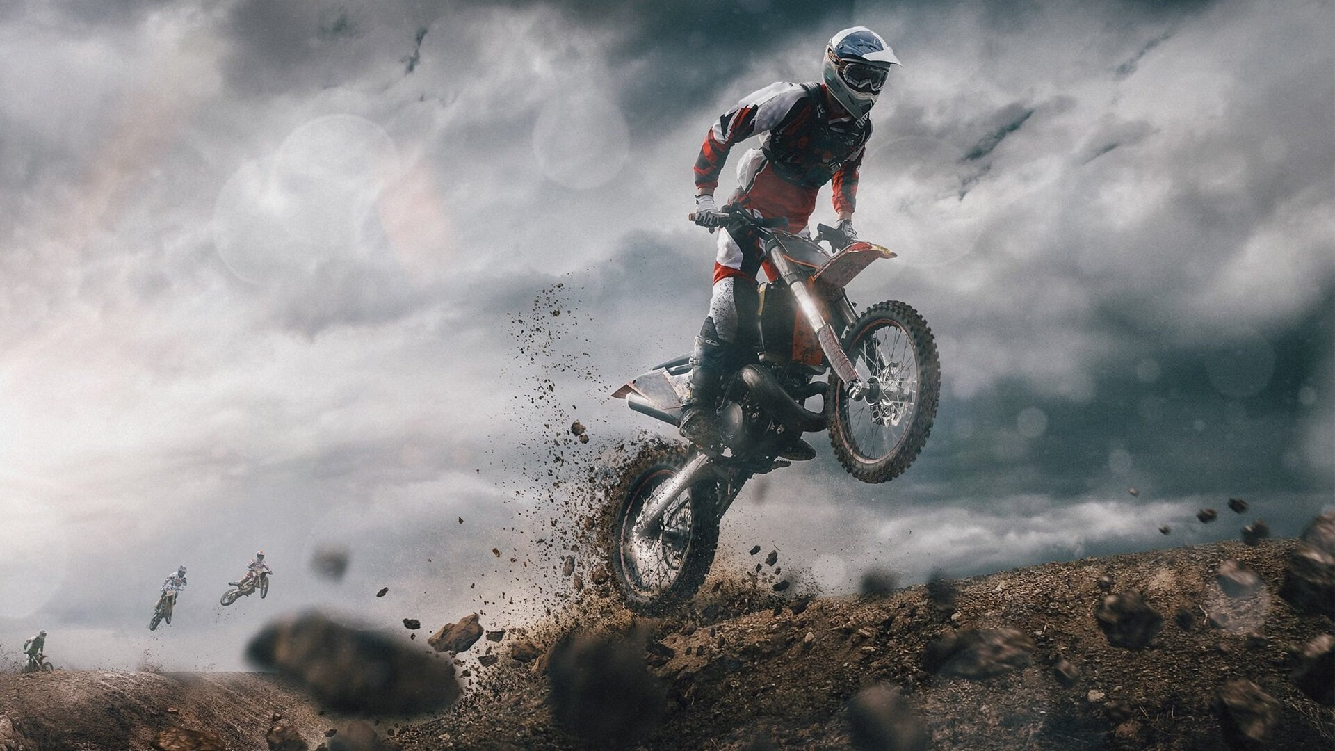 绿茵场惊现黄鸭风暴，法国队鏖战马来西亚，神秘组合带队涉险过关